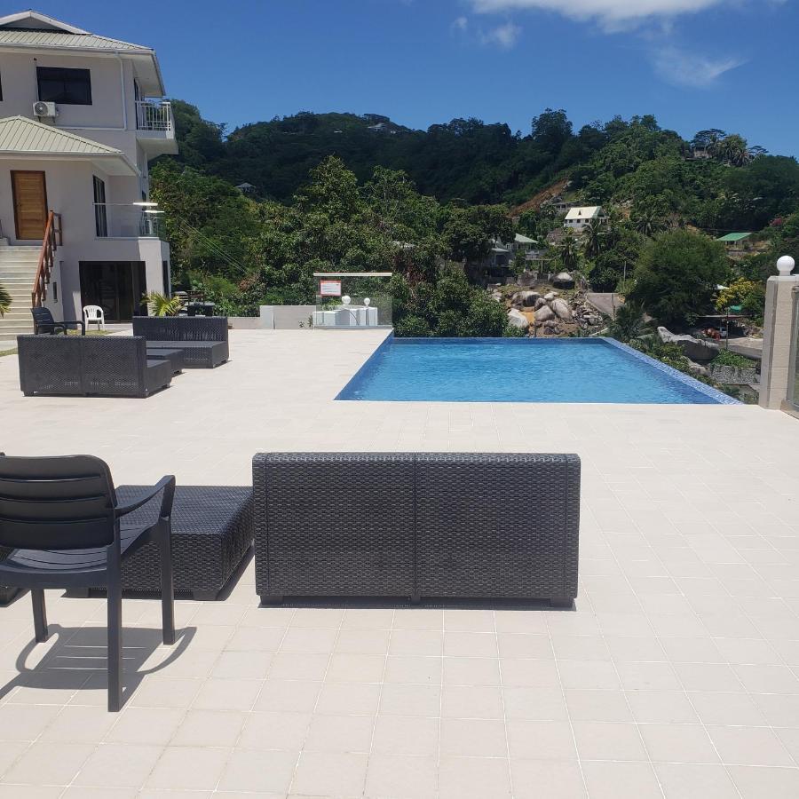 Maison L'Horizon De Quincey Village Luaran gambar